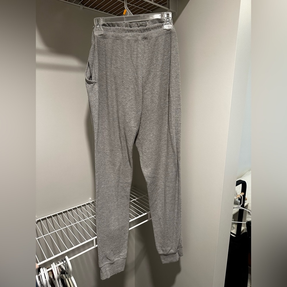 Grey frumpy lounge pants